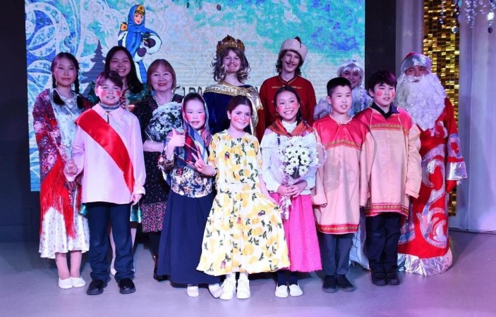 Детский спектакль "Снегурочка" детской театральной студии "Три апельсина"