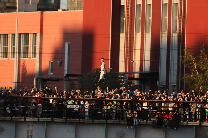 Экстремальный цирковой перфоманс: «НА ГРАНИ ФАНТАСТИКИ И РЕАЛЬНОСТИ» ЗАПОМНИТСЯ НАДОЛГО!