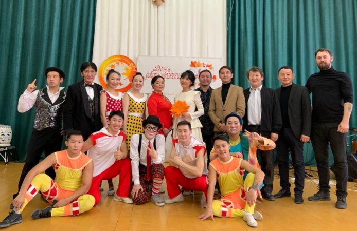 Декада пожилых людей