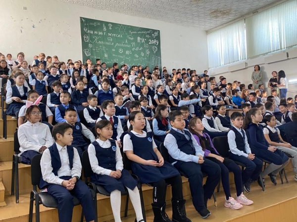 Цирк Якутии завершает творческий сезон ярким представлением, приуроченным к Дню защиты детей!