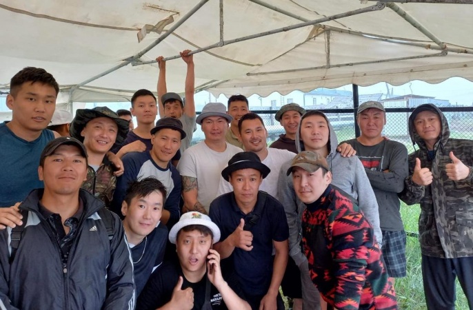 Сегодня в с. Борогонцы выехала третья группа артистов Государственного цирка Якутии