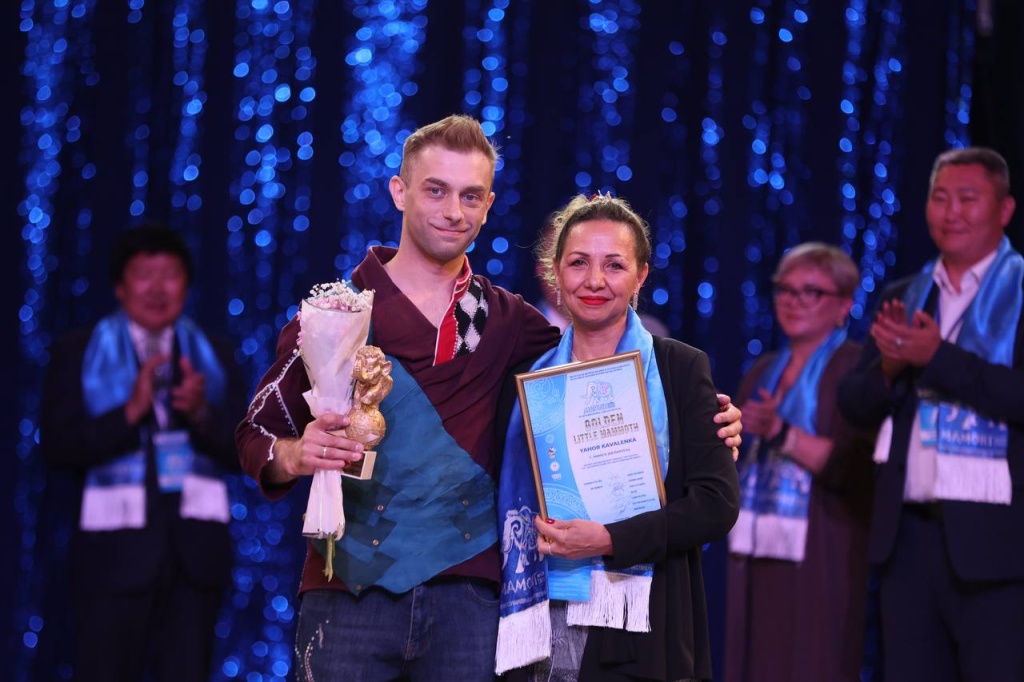 6. Золото YAHOR KAVALENKA номер (Воздушный гимнаст на мачте) г. Минск (Белоруссия).jpg